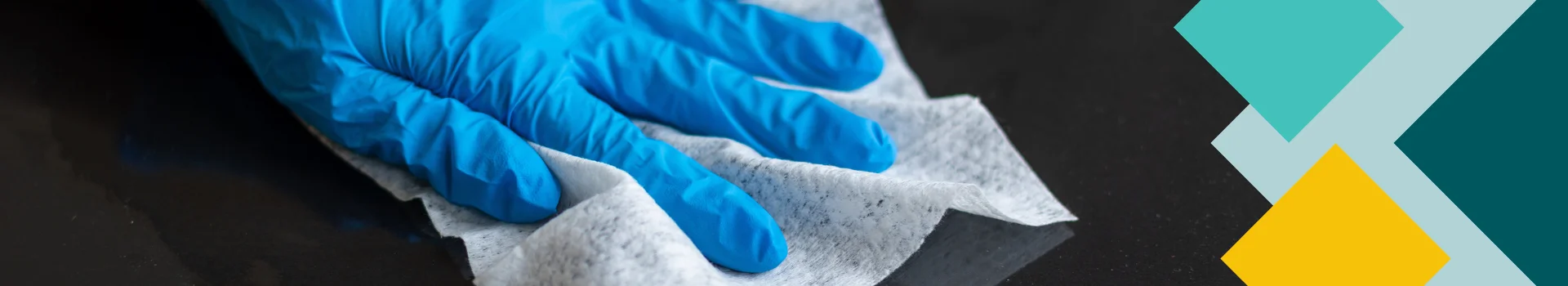 Lingettes désinfectantes et détergentes