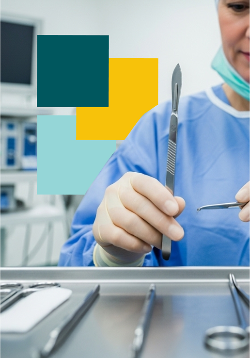 Personnel soignant préparant des instruments de chirurgie